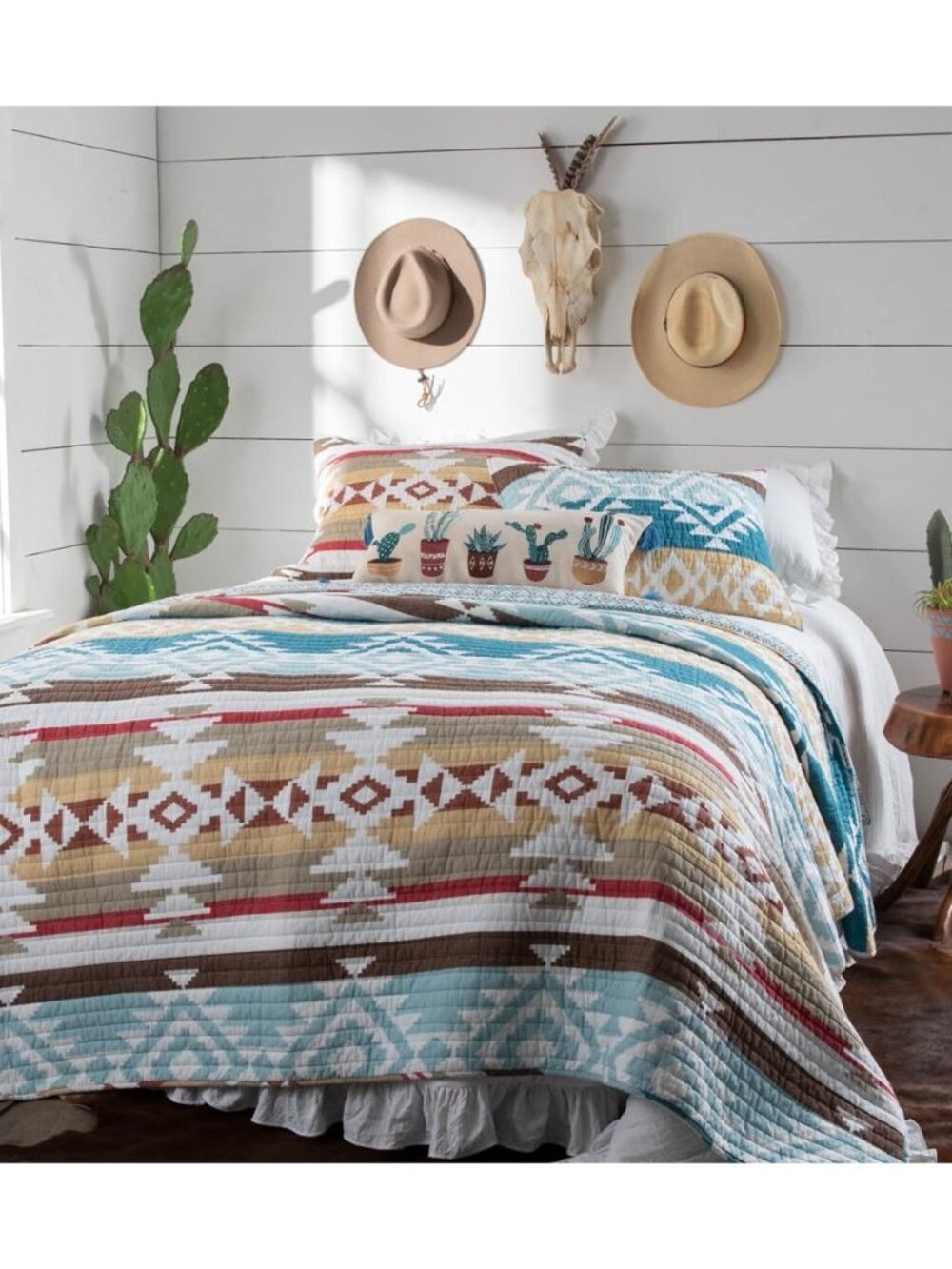 Rod's - Canyon Springs Quilt - King Quilt - Southwest Desert - Turquoise Blue